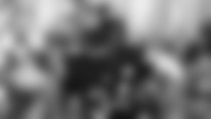 Williams_Deangelo_2015_Oak_Thumb.jpg