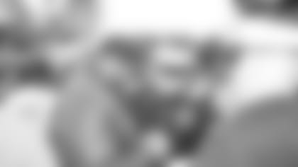 01152011_Diary_Bettis_Marinies.jpg