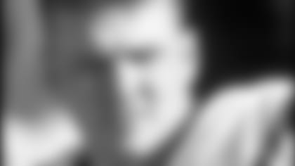 stanley_closeup101404.jpg