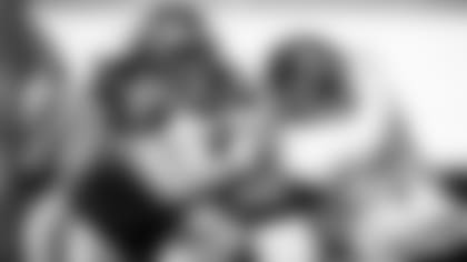 rodger-saffold-buccaneers-practice