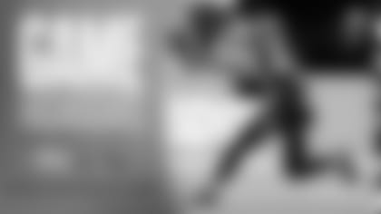 Derrick Henry Runs for 7 Yards