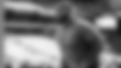 simmons-jeffery-pregame-warmups