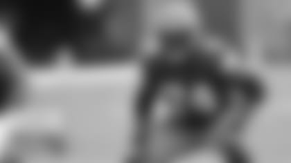 23-roster-moves-hubbard