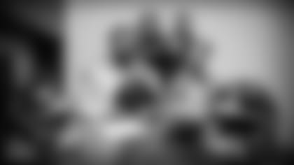 20210319_signing_0074