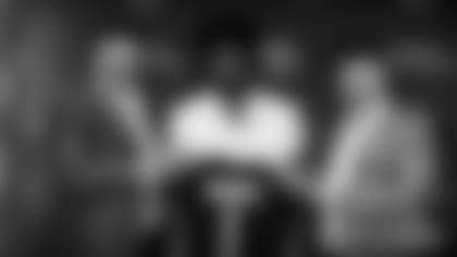 Mike-Vrabel---Treylon-Burks---Jon-Robinson