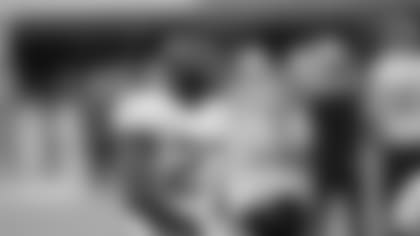 Jacksonville Jaguars running back Leonard Fournette (27) before an NFL football game against the Indianapolis Colts in Indianapolis, Sunday, Nov. 11, 2018. (AP Photo/AJ Mast)