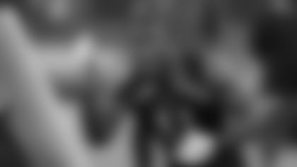 LSU linebacker Devin White runs a drill during the NFL football scouting combine, Sunday, March 3, 2019, in Indianapolis. (AP Photo/Darron Cummings)