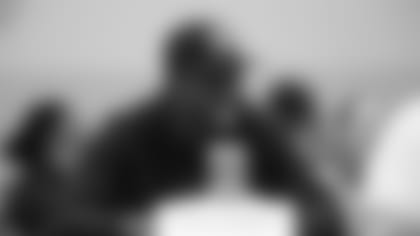 Green is all smiles as he guest judges the Boys & Girls Club of Greater Cincinnati Spelling Bee.