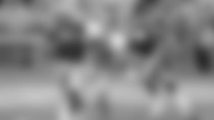 AP_906973739345 (1)