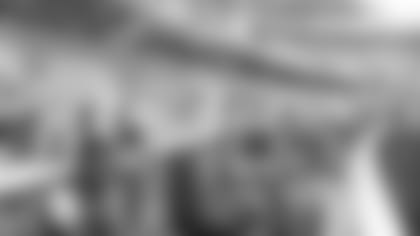 #44_Level_1_Bungalow_Seating_V3_Branded