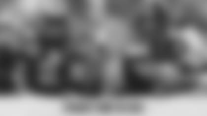 1104_SFTB_edgerushers-nTWT