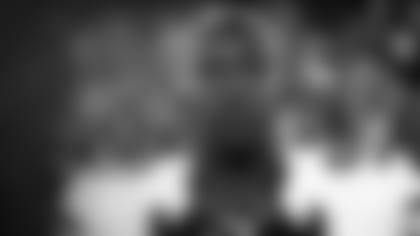 timeout-stephen-weatherly-2560