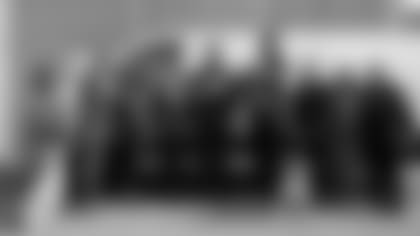 secondhand-hounds-1-2560