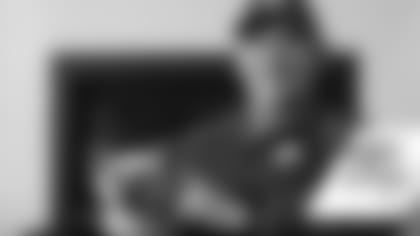 PurplePups_1329x750_Overlay