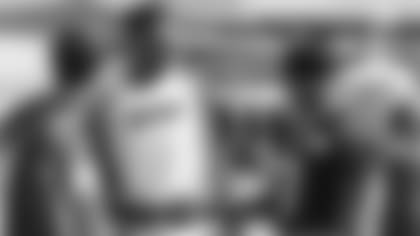 okogie-highes-072818-16-9-Template