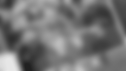 Wallpaper_vsCowboys_Offense2_9x16