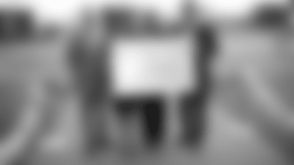 100218-nfl-change-grant