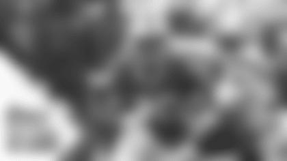 Zack Moss (20) Buffalo Bills vs New England Patriots, November 1, 2020 at Bills Stadium. Photo by Sara Schmidle