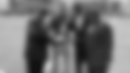 100918-buffalo-peacemakers