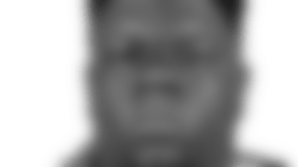500x500-combine-headshot-vincent-valentine.png