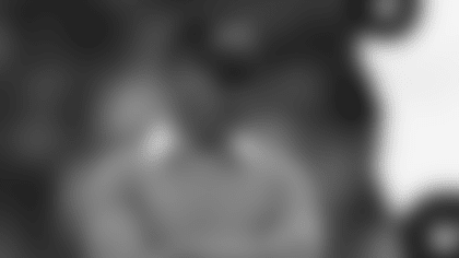 211012-chuck-knox-photo-frame-1