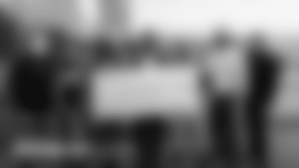 RussellWilson_round-up_120721