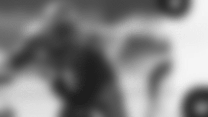 211015-walter-jones-photo-frame-6