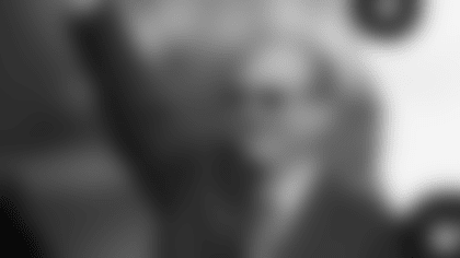 211015-paul-allen-photo-frame-1