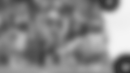 211012-steve-largent-photo-frame-5