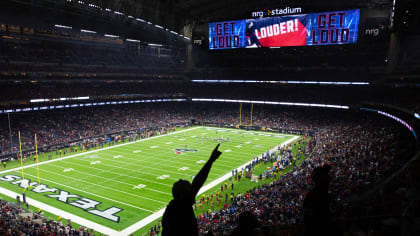 Houston Texans installing world's largest video screens at Reliant Stadium  - Footballscoop