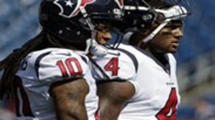 Chemistry growing between Texans' DeAndre Hopkins, Deshaun Watson