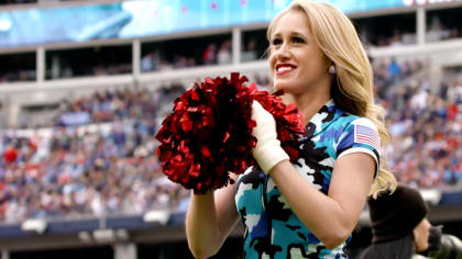 Video: Titans Cheerleader Makes Incredible Catch During Game - The