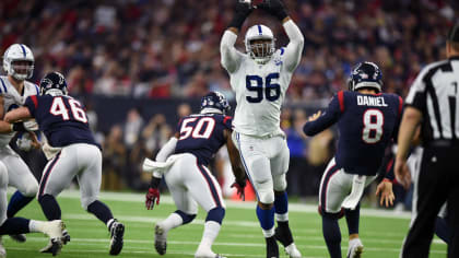 Indianapolis Colts dominate the Houston Texans in AFC Wild Card