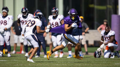 5 Observations: Vikings Have Up-And-Down Day in 1st Practice with Broncos