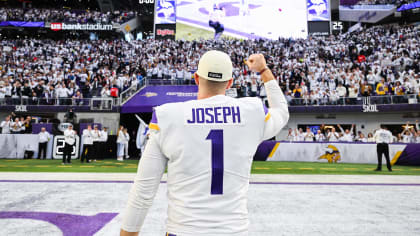 Minnesota Vikings UK on X: GREG JOSEPH!!!! WE ARE NFC NORTH CHAMPIONS!   / X