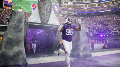 MIAMI GARDENS, FL - OCTOBER 16: Minnesota Vikings defensive tackle Ross  Blacklock (96) tries to get