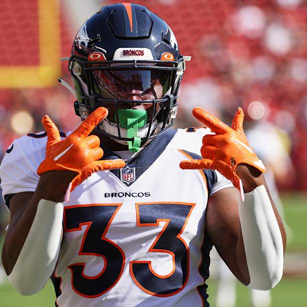 Javonte Williams #33 サインキャップ Javonte Williams #33 サインキャップ Javonte Williams