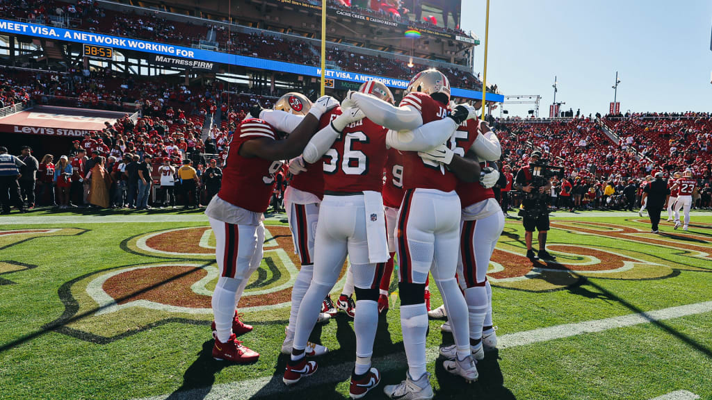 Photos from Christian McCaffrey's debut with San Francisco 49ers not enough  for win against Kansas City Chiefs