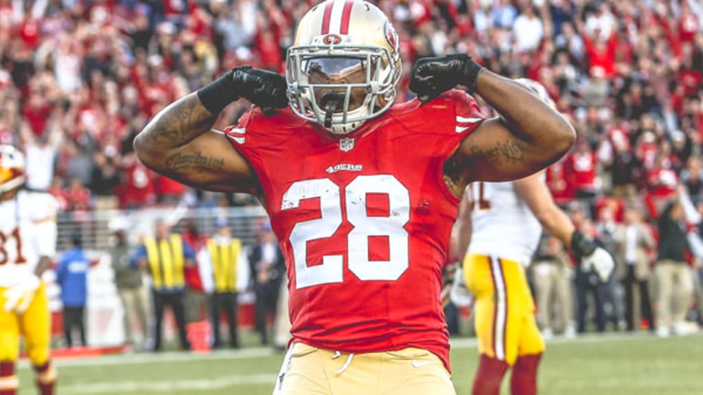 NFL San Francisco 49ers Game Great Men's Carlos Hyde #28