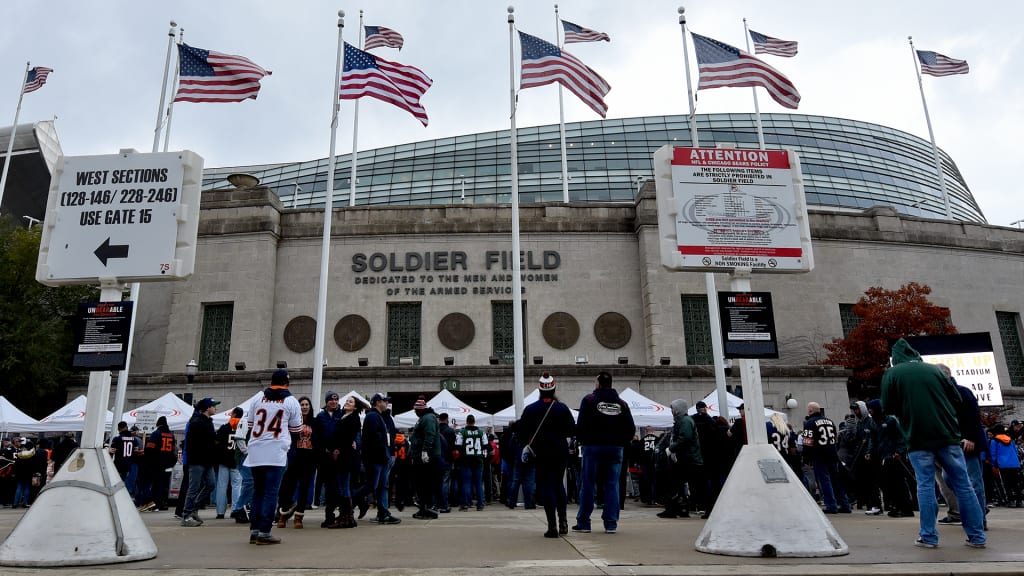 Chicago Bears football game ticket at Soldier Field - Tinggly