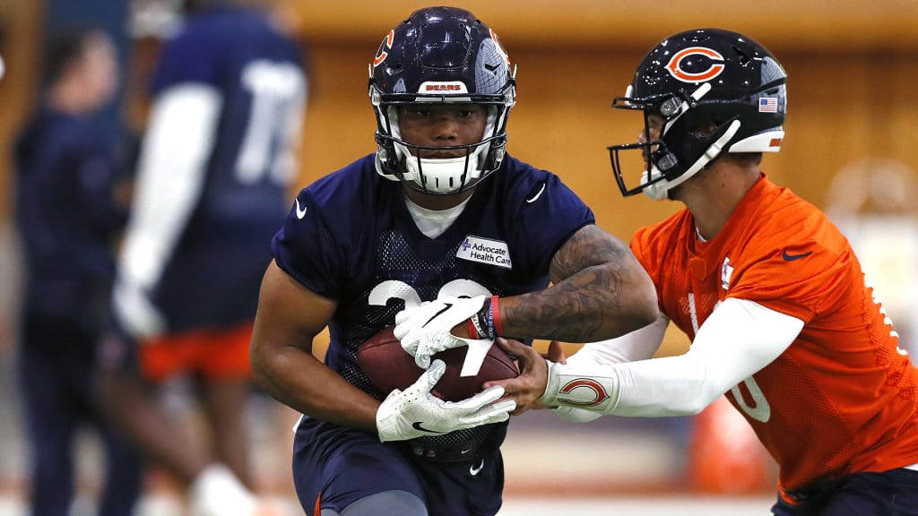 Chicago Bears RB David Montgomery doesn't practice Thursday, remains in  NFL's concussion protocol