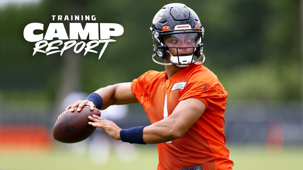 Bears training camp report: Justin Fields, offense show good and