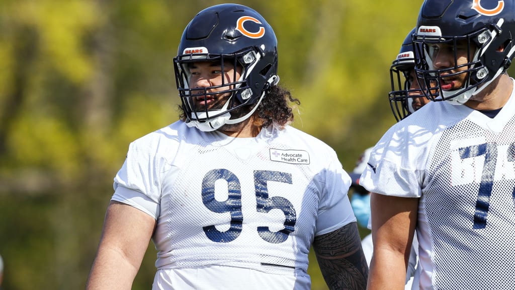 Bears DT Khyiris Tonga Recovers Fumble During Win Over Giants