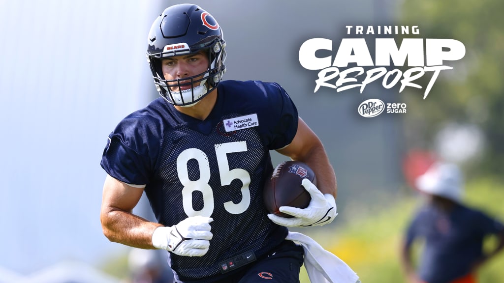 Chicago Bears tight end Cole Kmet (85) runs against the New York