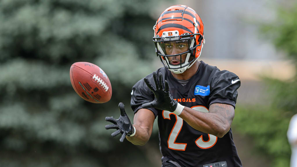 Vonn Bell is hitting so hard at Bengals camp coaches warned him