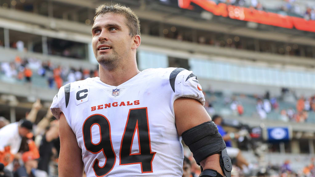 Bengals' Sam Hubbard nominated for Walter Payton NFL Man of the Year Award