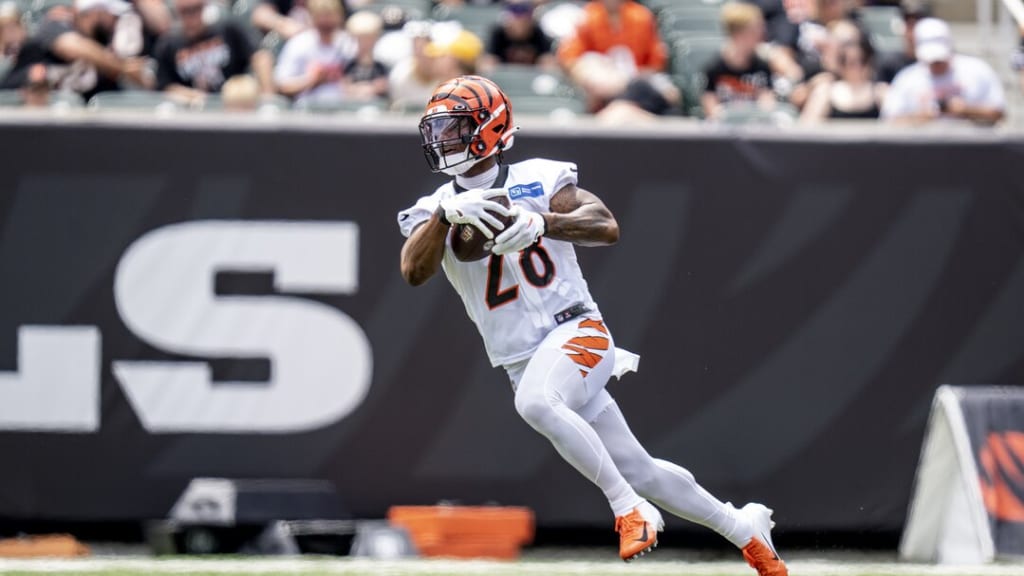 LOOK: Bengals' Evan McPherson ends practice with a 65-yard field goal 