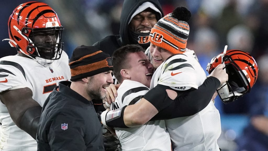 Cincinnati Bengals defensive end Trey Hendrickson (91) pauses on the field  against the Tennessee Titans during the second quarter of an NFL divisional  playoff football game, Saturday, Jan. 22, 2022, in Nashville