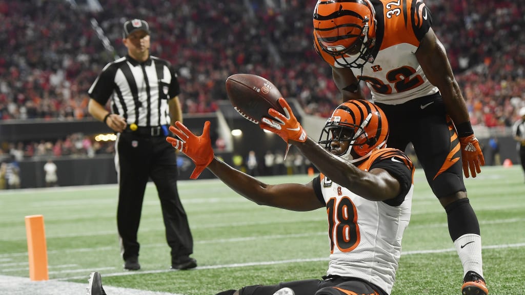 Bengals Wrap: Cincinnati secures home playoff game with win over