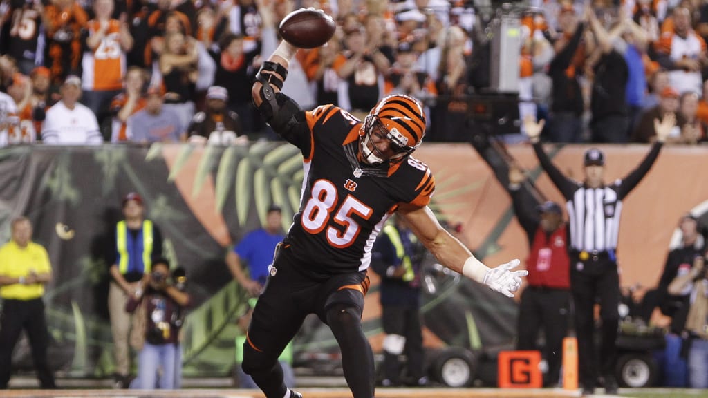 Cincinnati Bengals tight end Tyler Eifert (85) celebrates his touchdown  during the first half an NFL football game against the San Francisco 49ers,  Sunday, Sept. 15, 2019, in Cincinnati. (AP Photo/Frank Victores